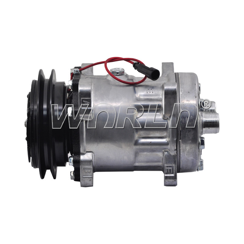 7H15 Air Conditioning Compressor For New Holland Case 12V SD7H157939 SD7H158019